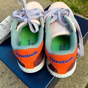 Woman’s club c double Reebok